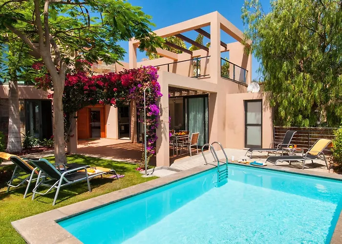 Villa Salobre Terraza Uno Luxury Retreat In Gran Canaria Private Outdoor Pool Bbq Facilities Shaded Outdoor Dining Area Salobre Golf Resort